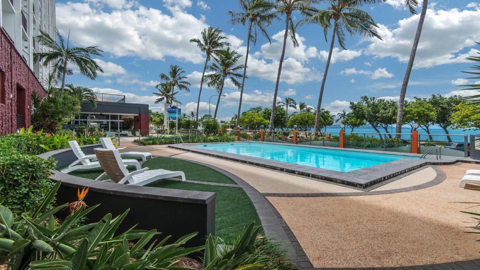 211 - Seaside Serenity Your Perfect Retreat